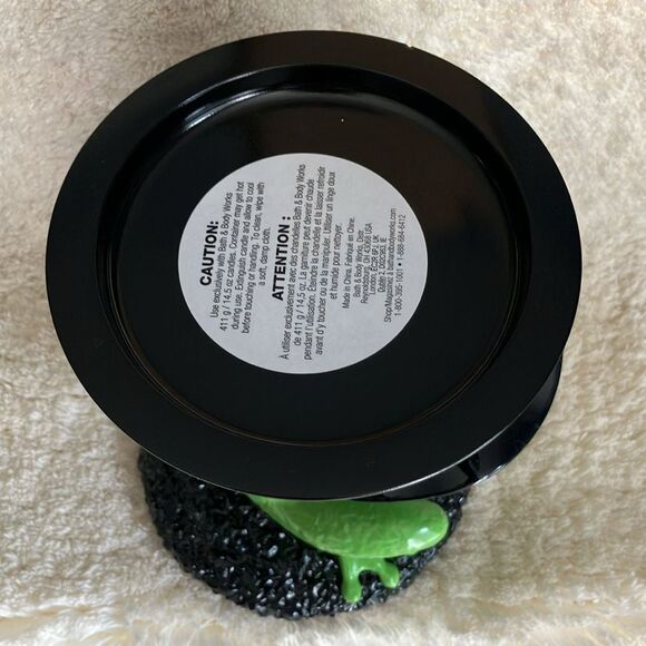 Bath and Body Works Witch Frog Three Wick Candle Holder - Picture 4 of 4